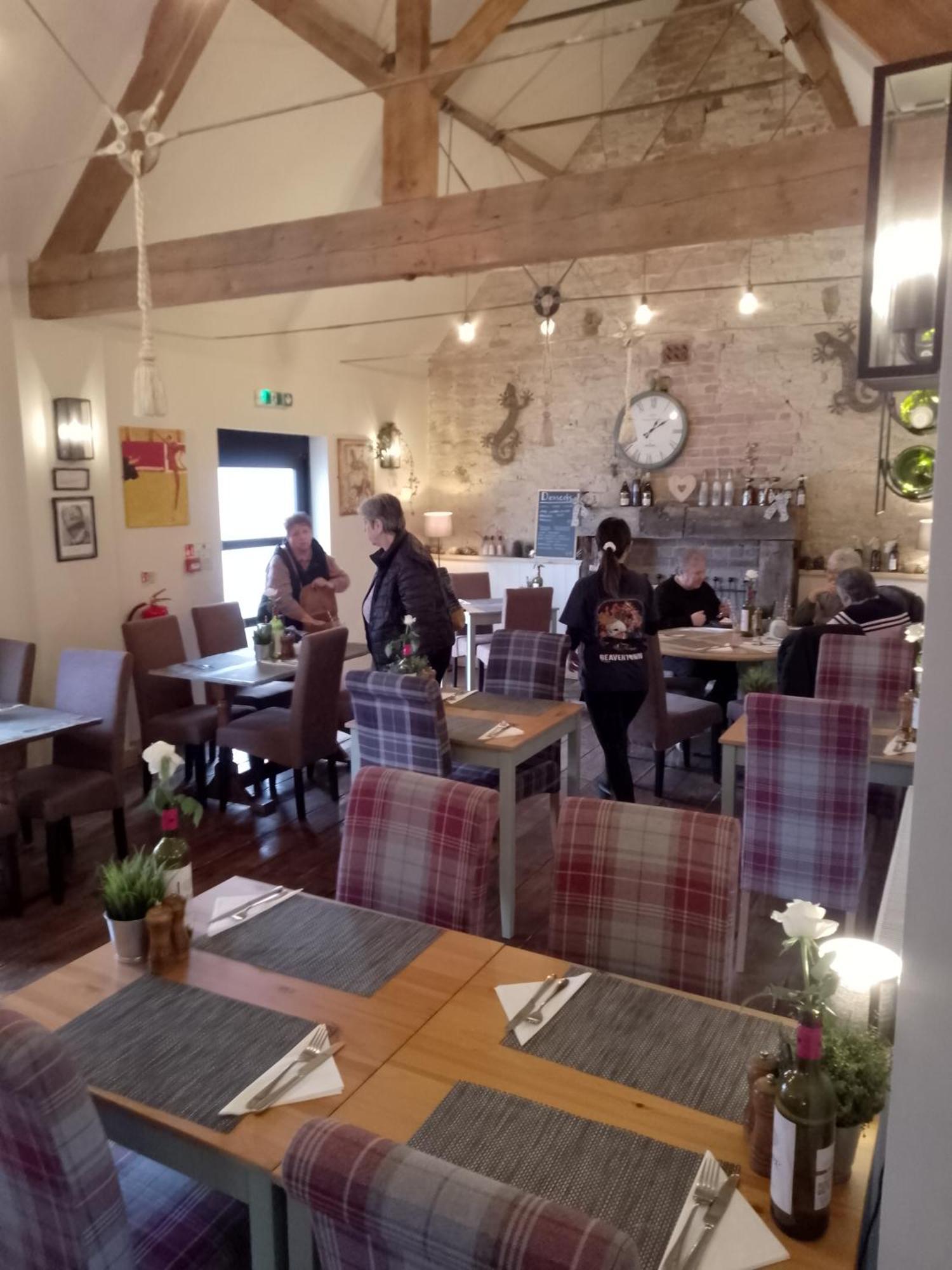 Sanctuary Inn Bolsover Εξωτερικό φωτογραφία